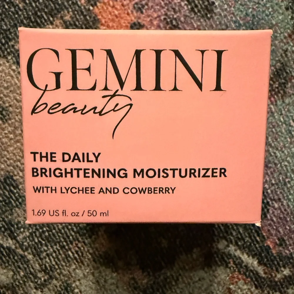 Daily Brightening Moisturizer‎ - Pink